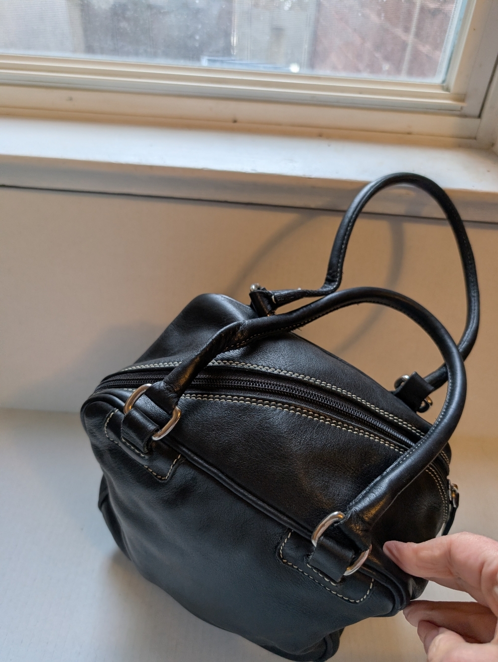 Vintage Y2K Roots Canada Black Leather Aries Zodiac Bowling bag - White Ram - Picture 4 of 14
